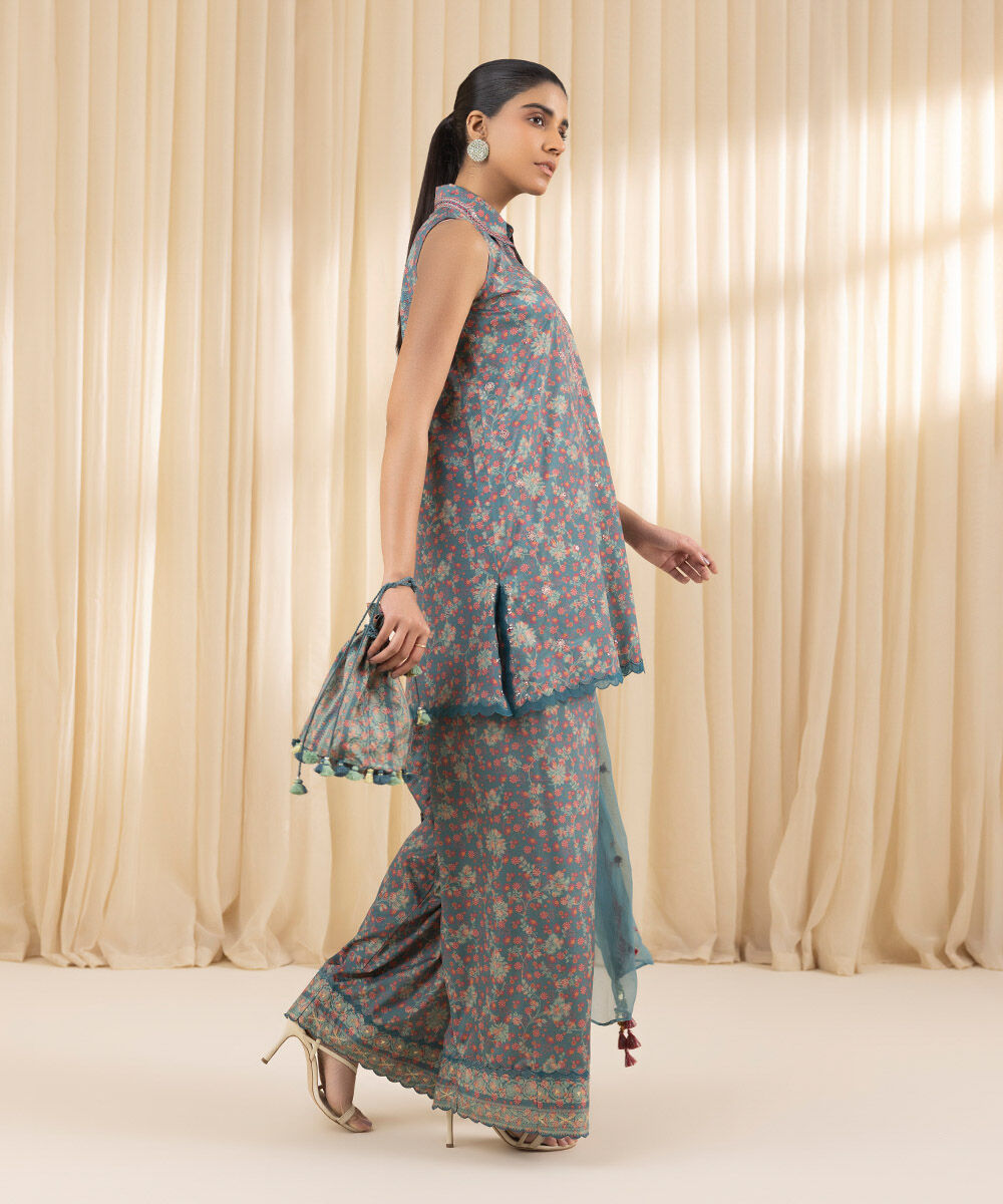 Unstitched Women's Embroidered Blended Grip Silk Grey Three Piece Suit