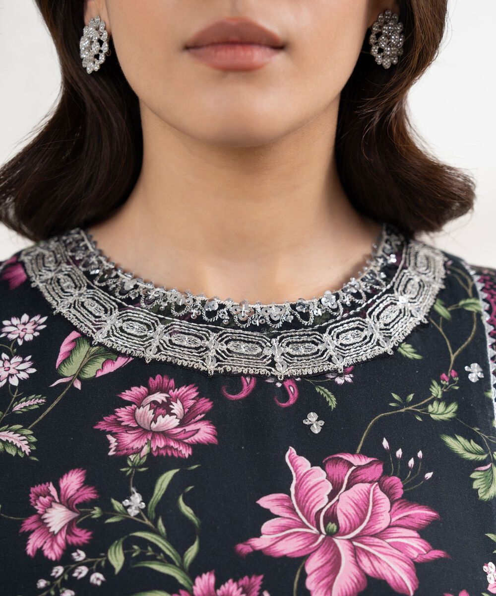 Women's RTW Viscose Linen Embroidered Black 3 Piece Suit