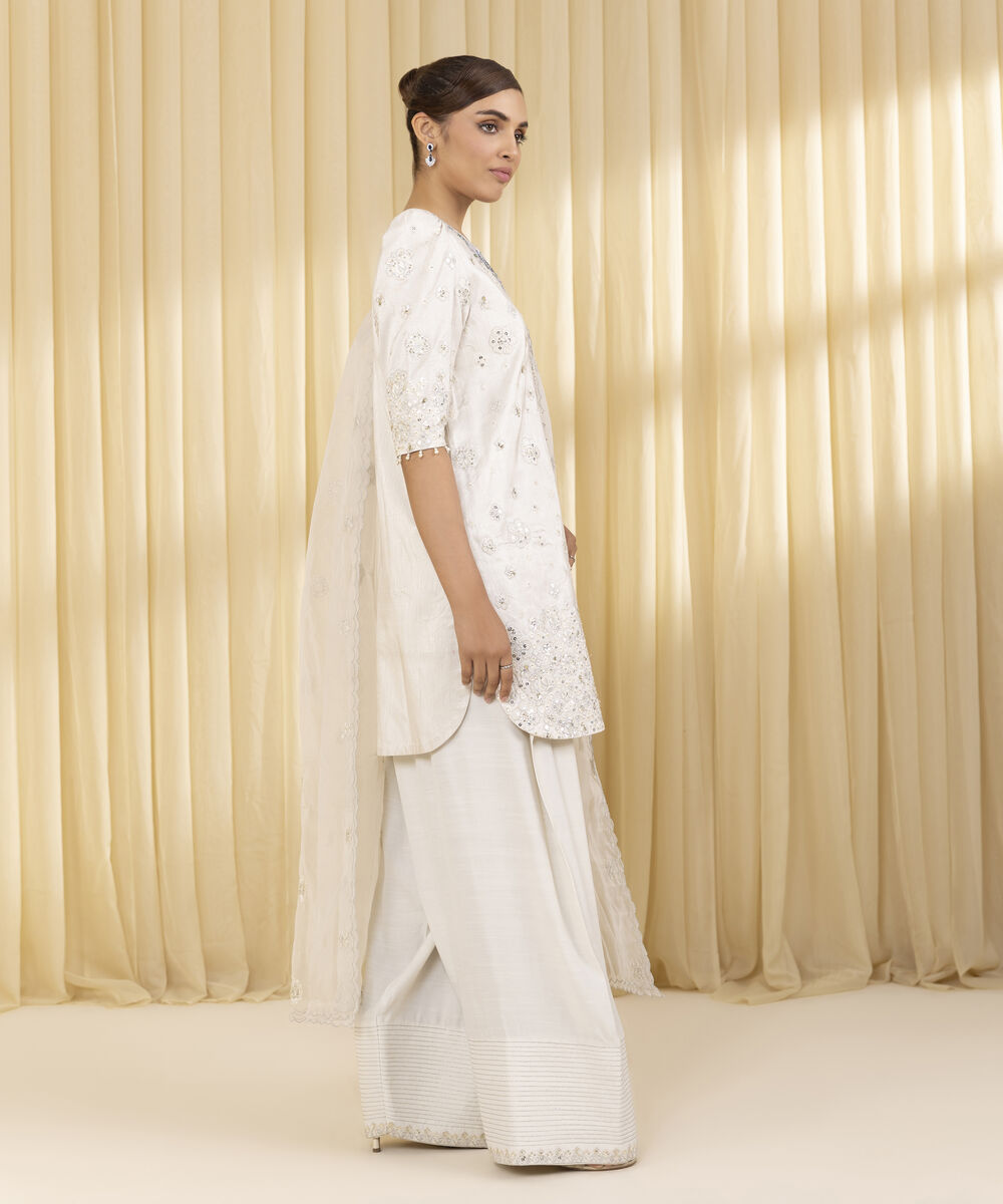 Unstitched Women's Off White Raw Silk 3 Piece Suit