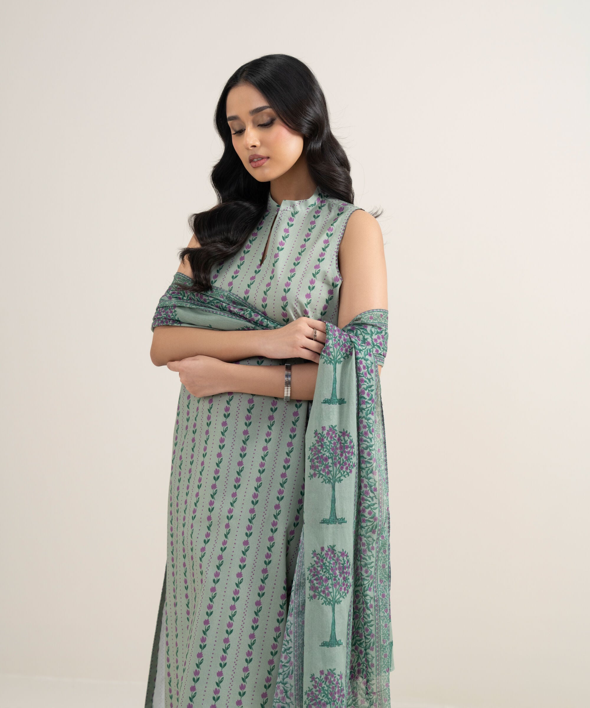 Unstitched 3 PC U3PDDS26V565