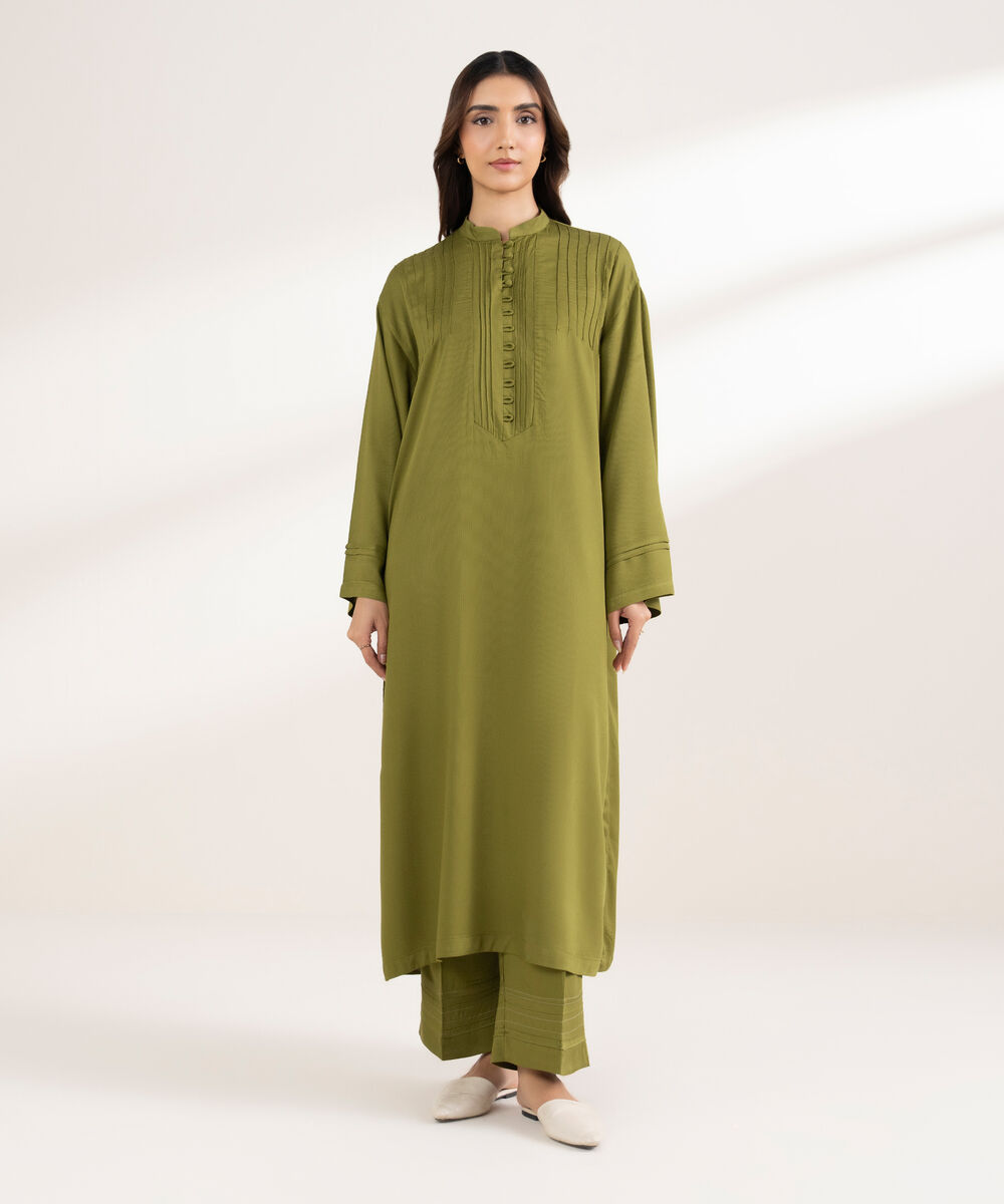 Women's RTW Bedford Solid Straight Green Shirt