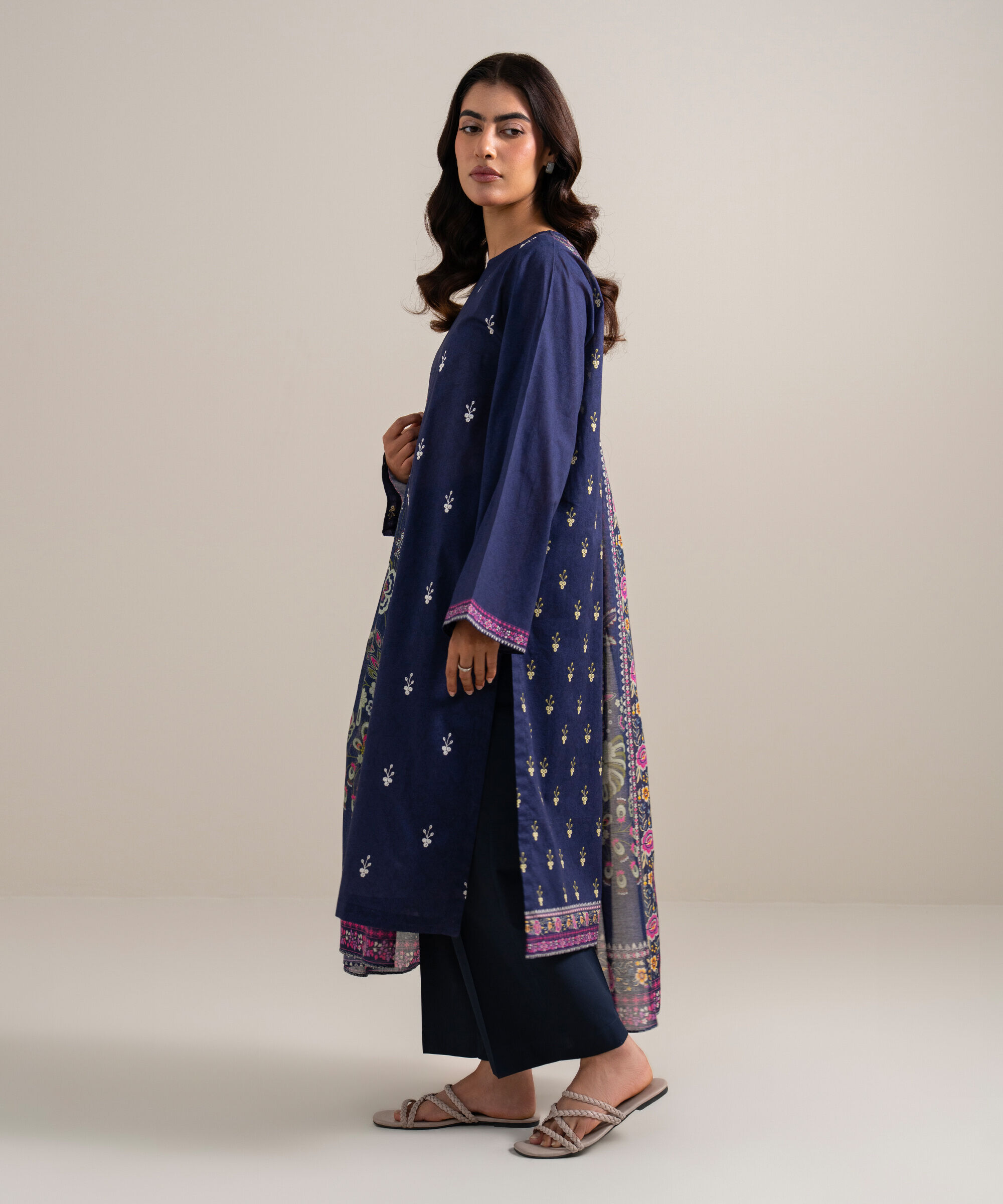 Unstitched 3 PC U3PDYS26V692