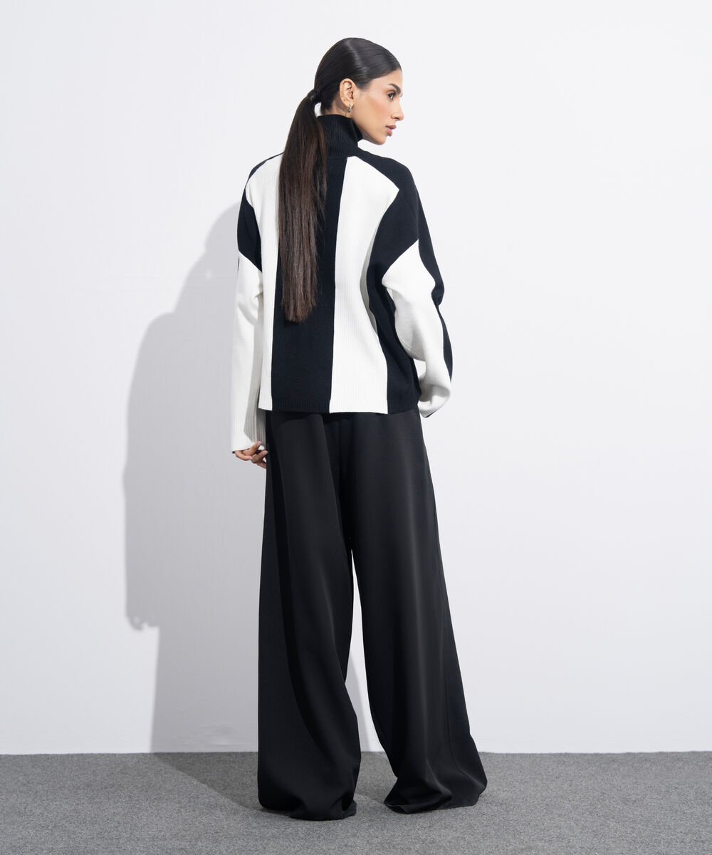 Women's Western Wear Black & White Contrast Ribbed Sweater