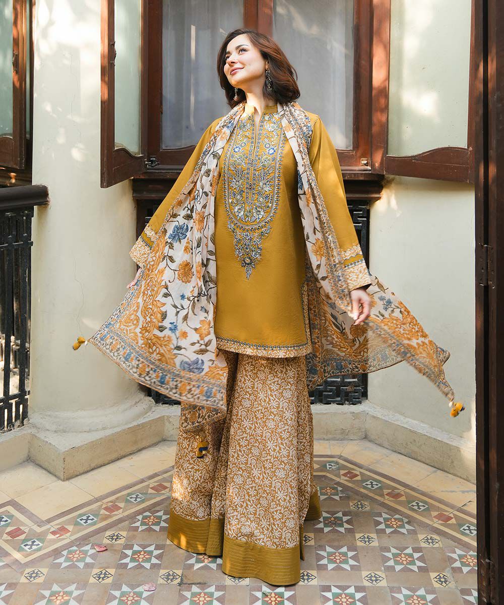 Woman - Yellow 3 Piece - Embroidered Lawn Suit