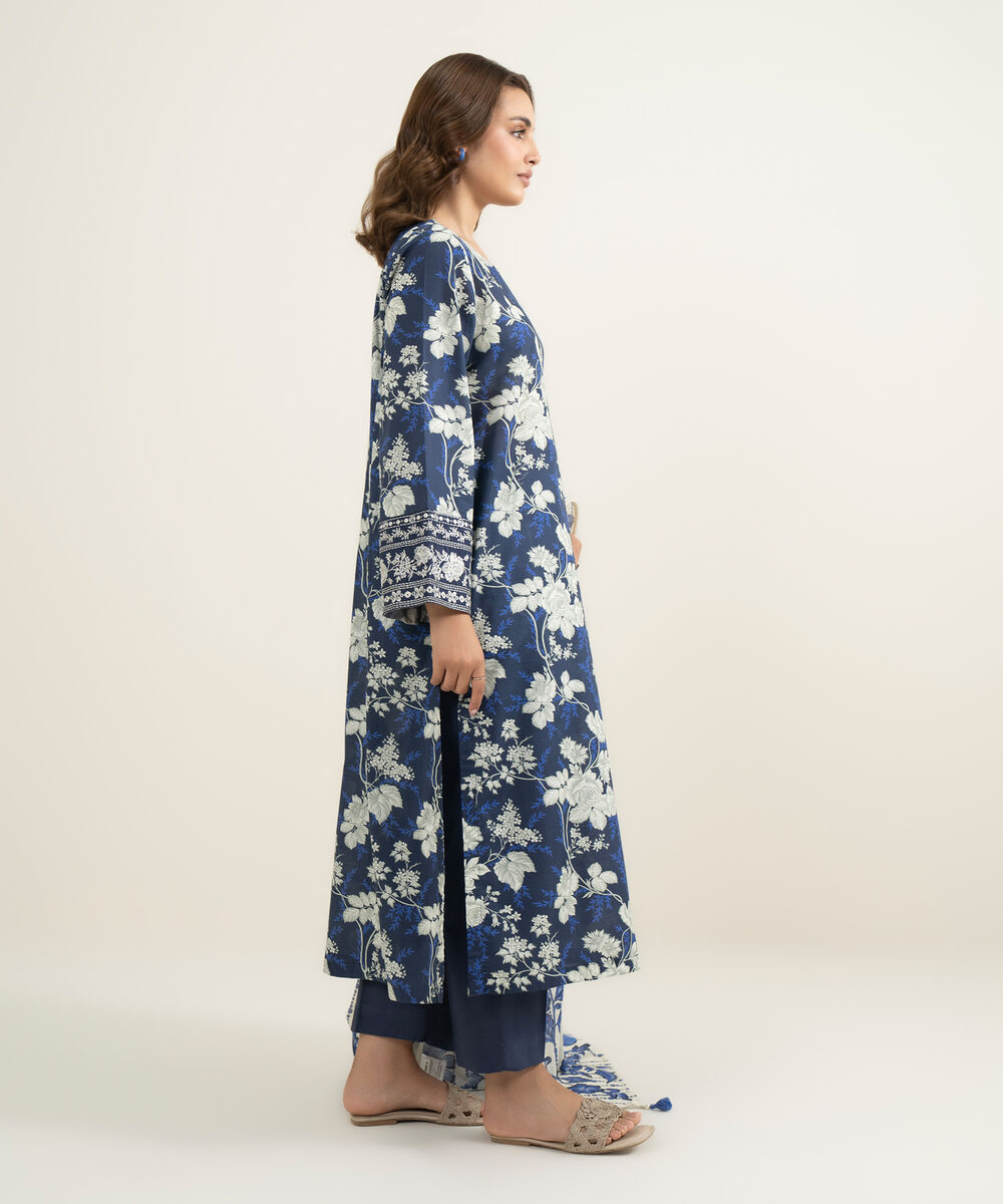 Women's RTW Slub Lawn Embroidered Blue 3 Piece Suit