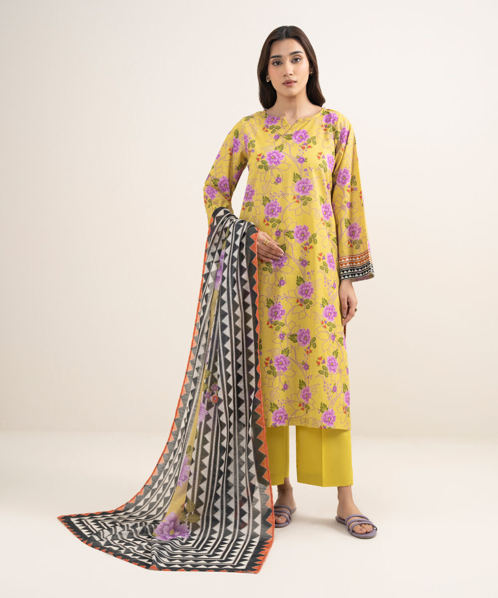 Women's RTW Slub Lawn Printed Black 3 Piece Suit