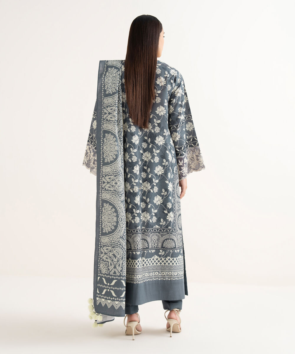 Women's Unstitched Khaddar Embroidered Grey 3 Piece Suit