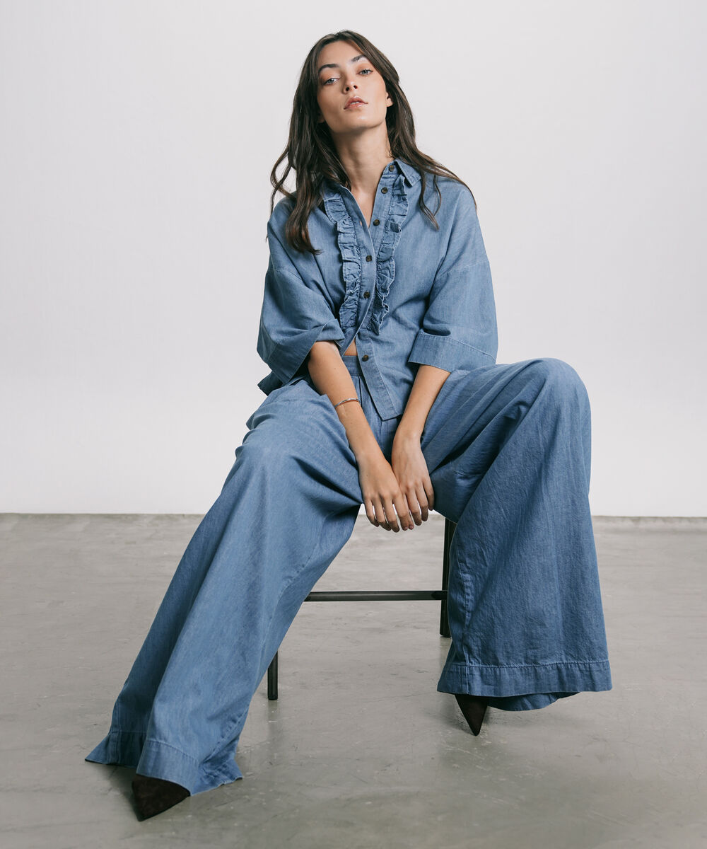 Women's Western Wear Blue Denim Shirt With Neck Frill