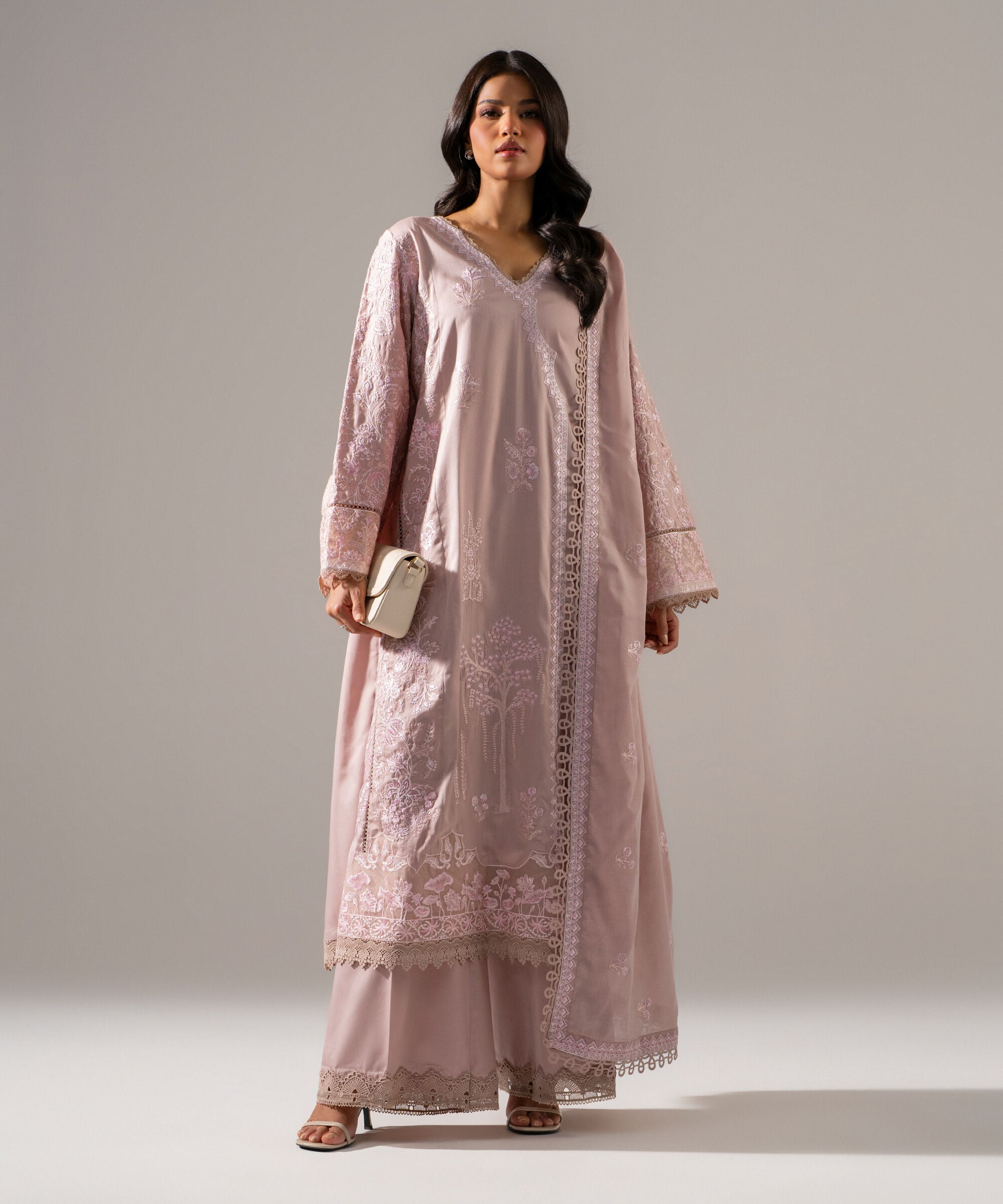 Retail Price: 25990/-PKR