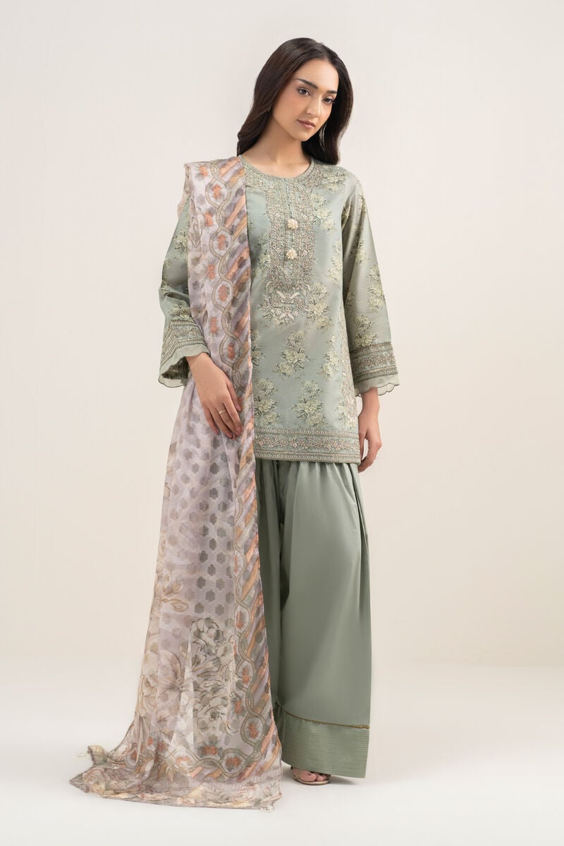 3 Piece - Embroidered Zari Lawn Suit