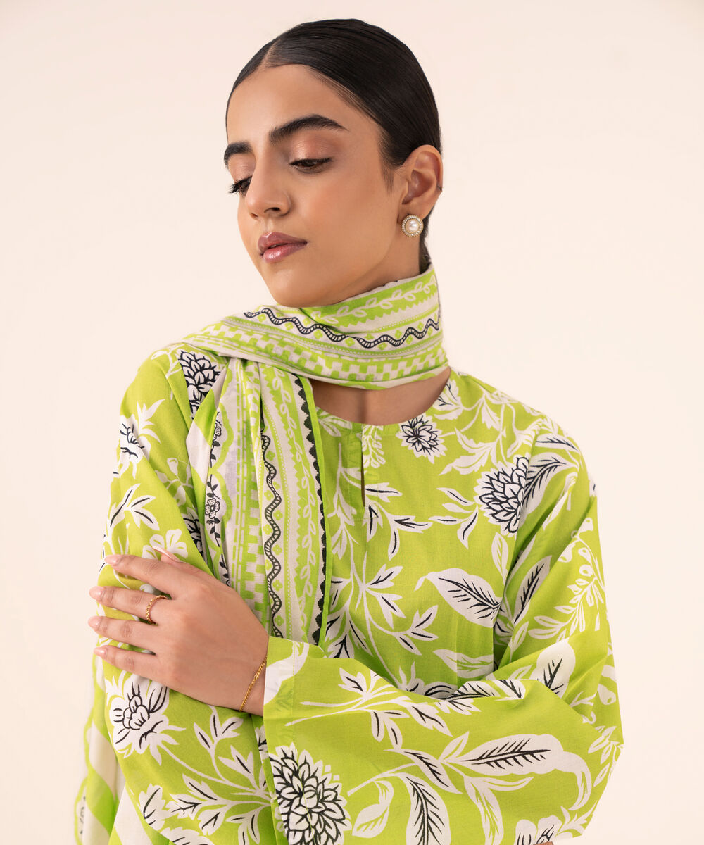 Women's Unstitched Lawn Printed Green 3 Piece Suit