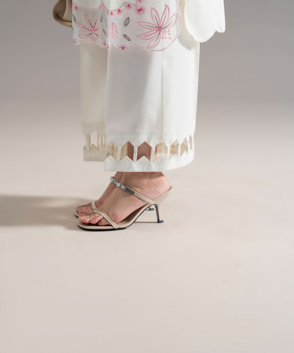 Women's RTW Dobby Solid Off White Culottes