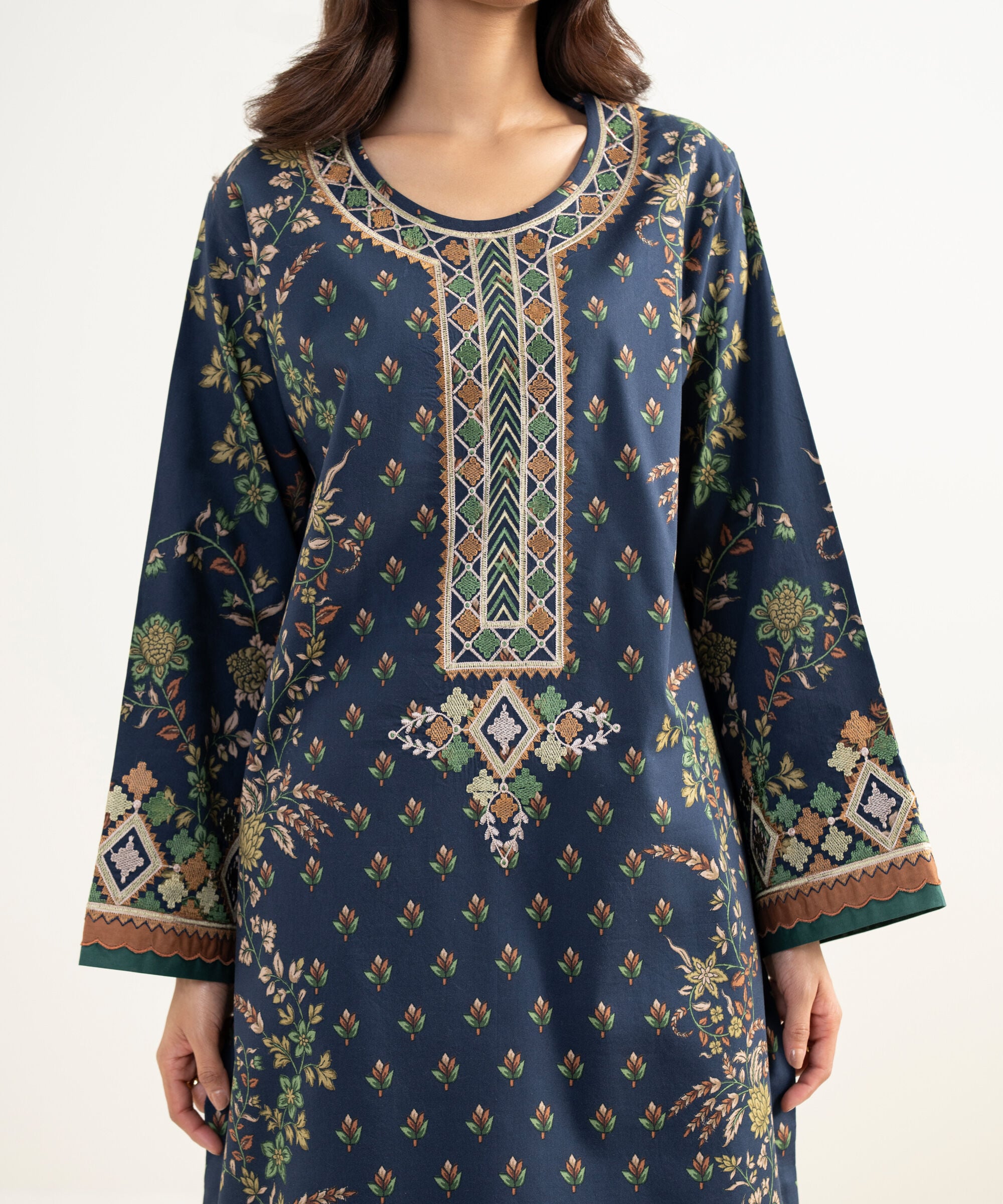 Unstitched 3 Pc Lawn DYS26V3124TS
