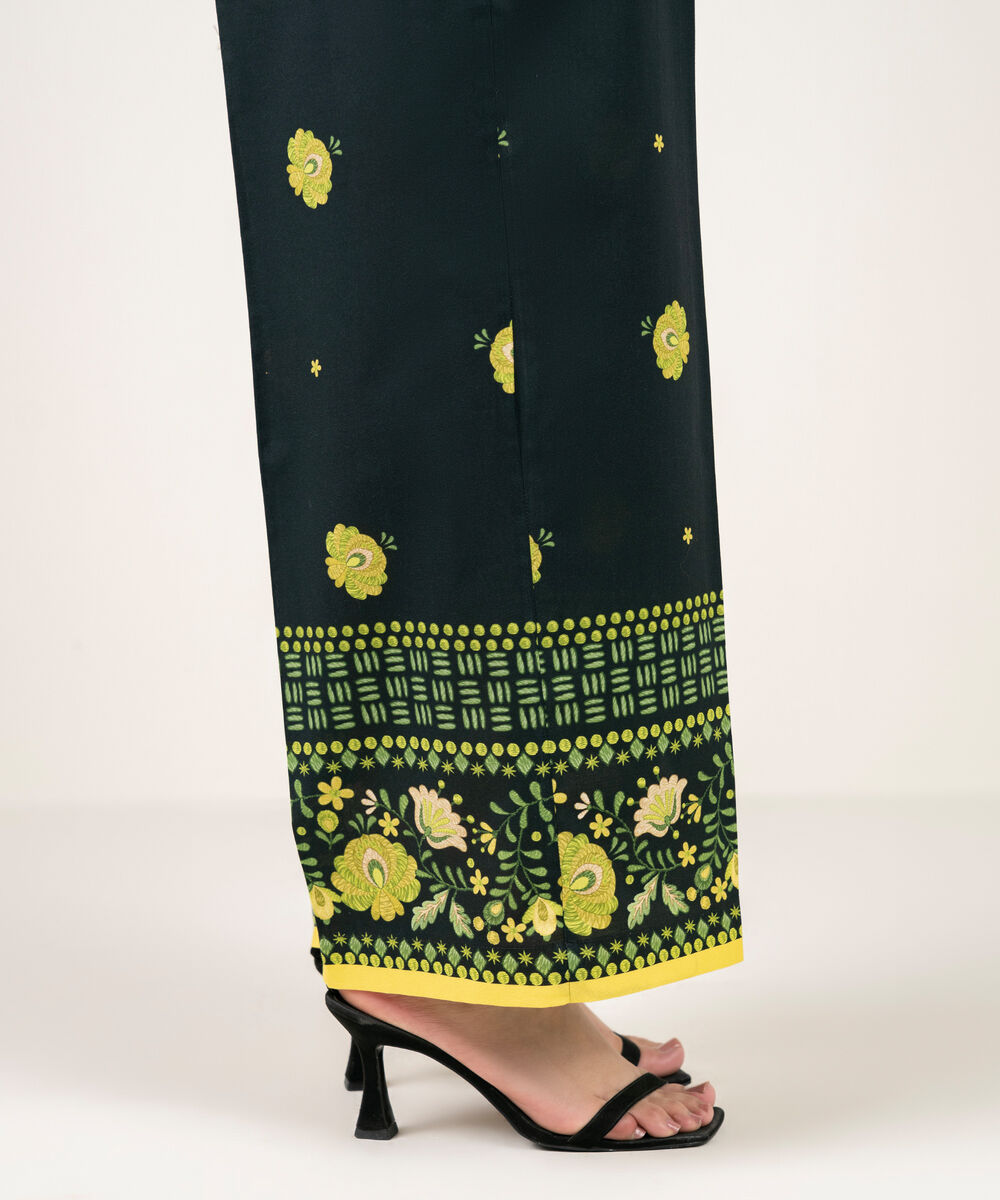 Women's RTW Cambric Printed Black Culottes