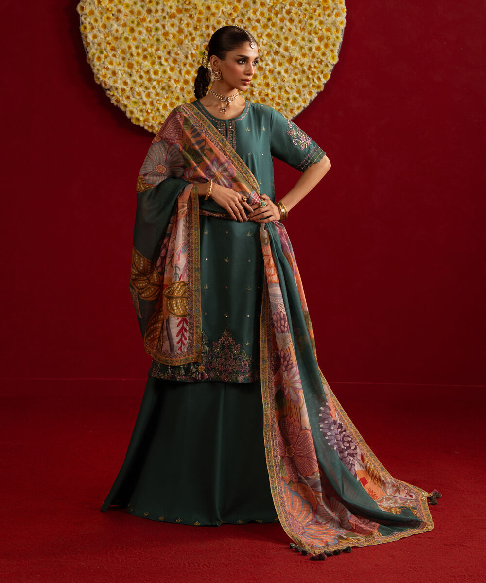 Women's Unstitched Lawn Green Embroidered 3 Piece Suit