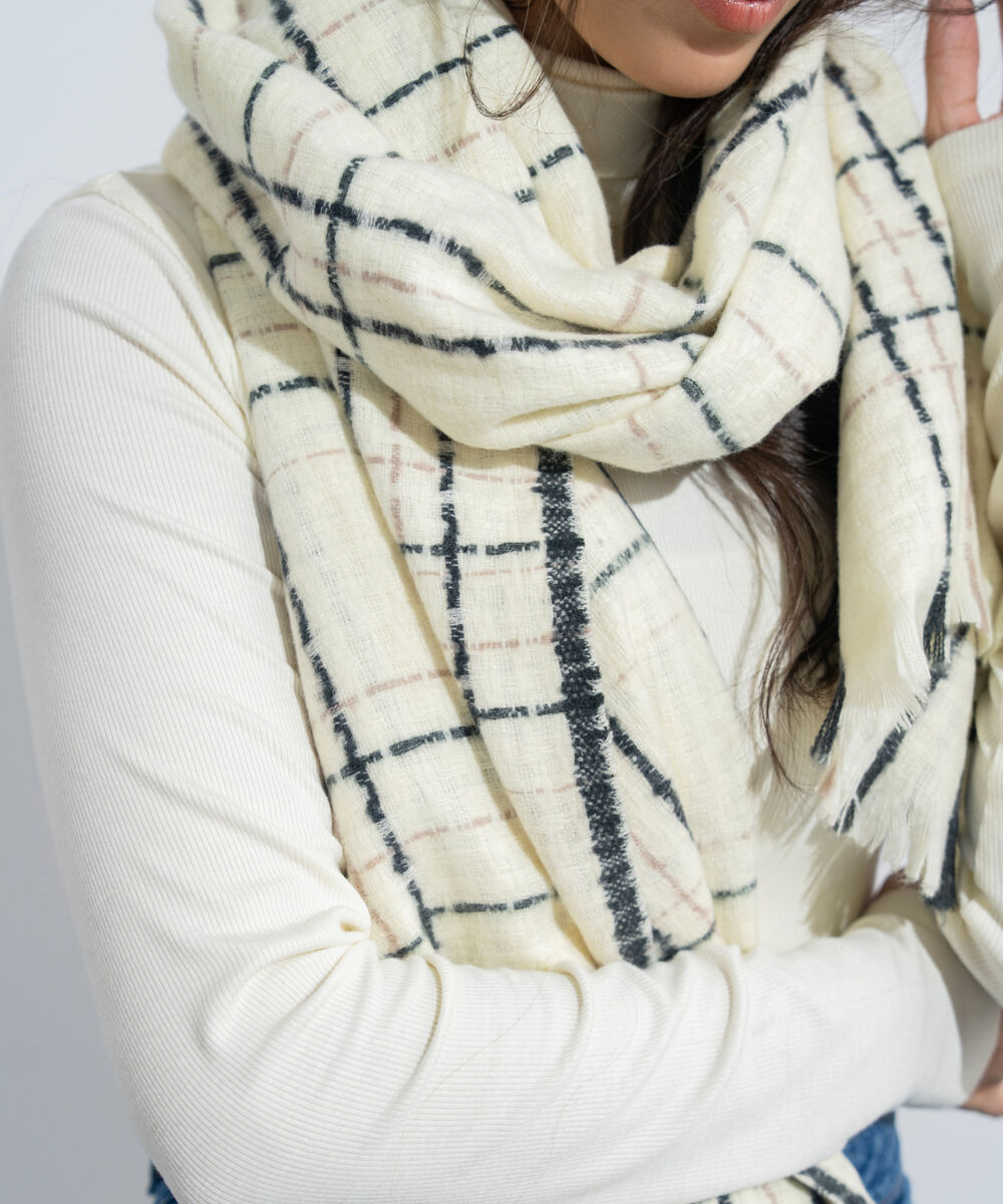 Women's Western Wear Off White & Black Plaid Woollen Scarf