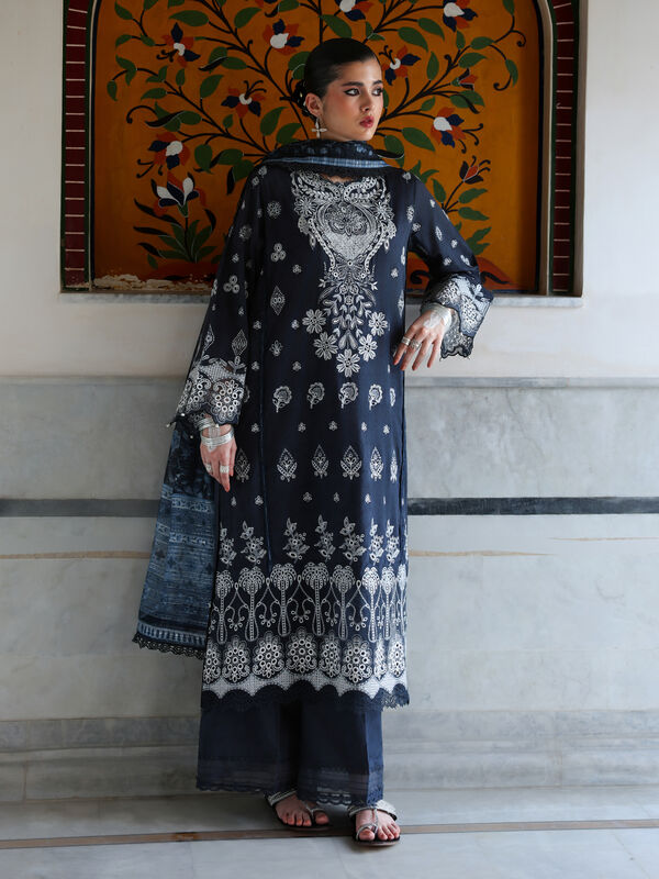 3 Piece - Embroidered Jacquard Suit