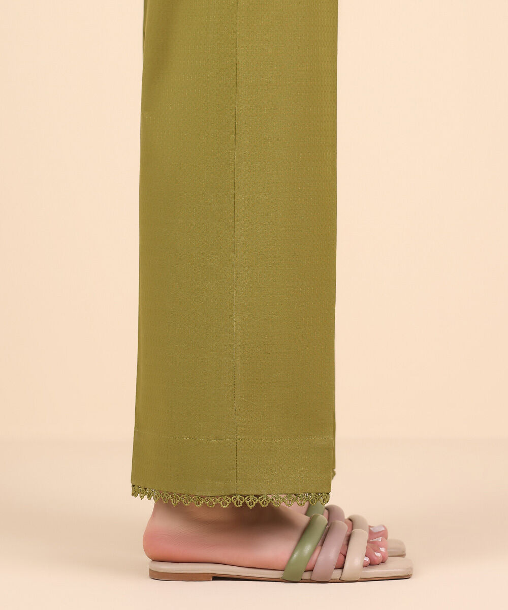 Women's Pret Dobby Green Solid Straight Pants