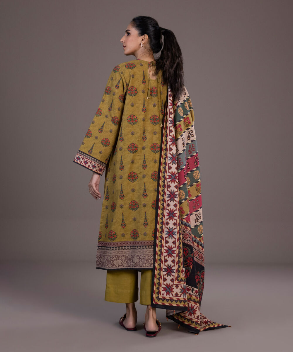 3 Piece - Printed Khaddar Suit