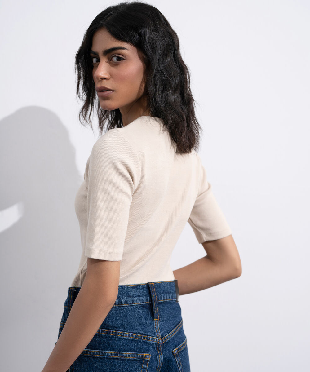 Women's Beige T-Shirt With Lettuce Trims