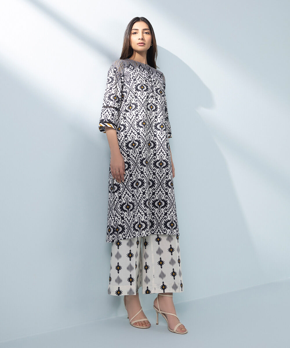 Woman - Black 2 Piece - Printed Cambric Suit