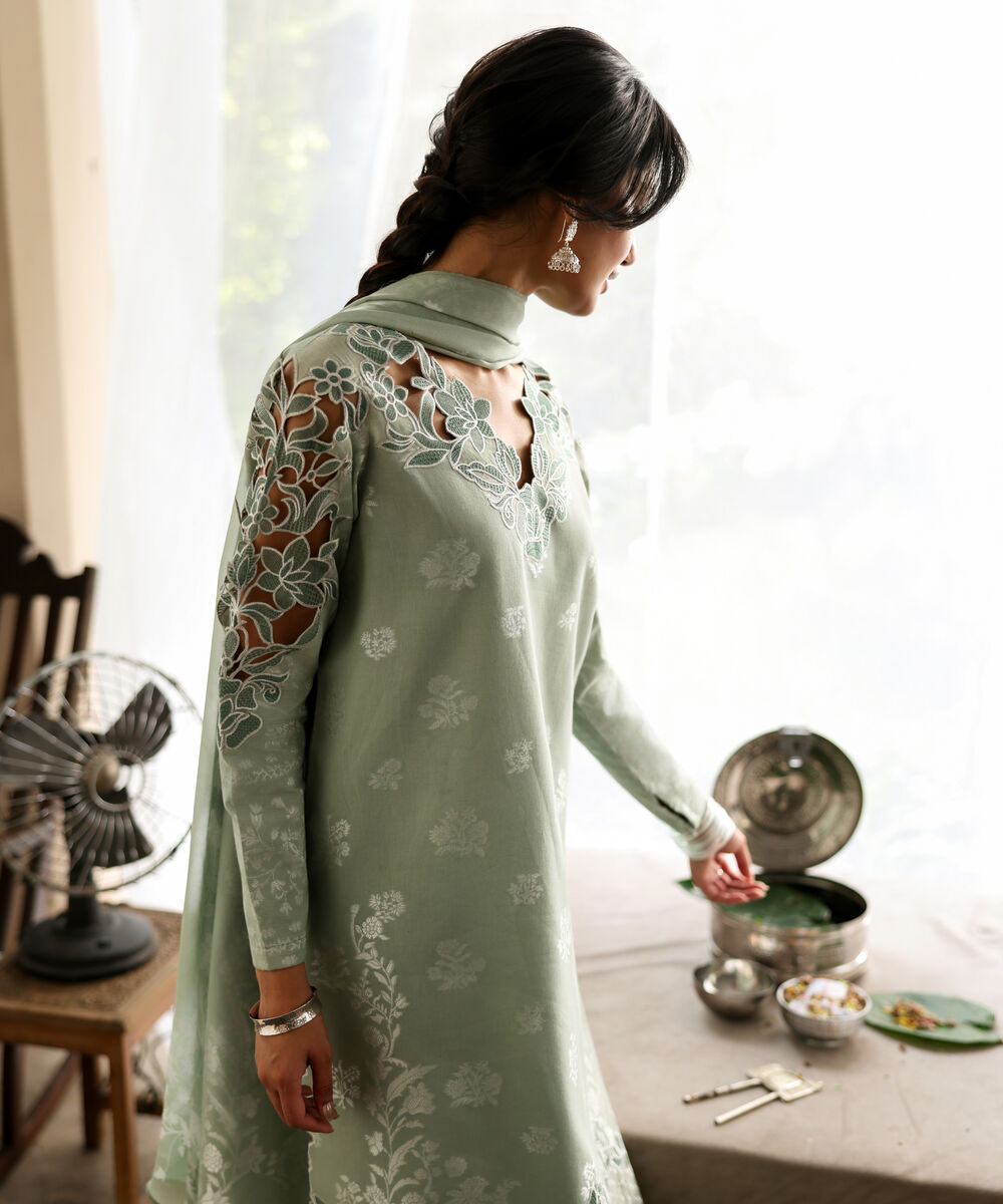 Women's Unstitched Extra Weft Jacquard Embroidered Green 3 Piece Suit