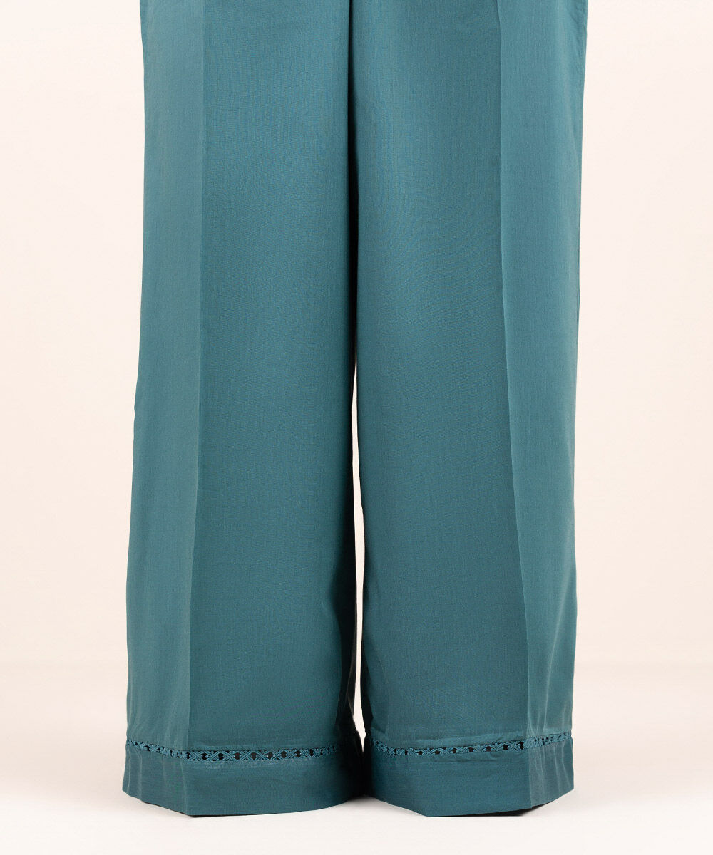 Women's Pret Cotton Viscose Green Solid Flared Pants