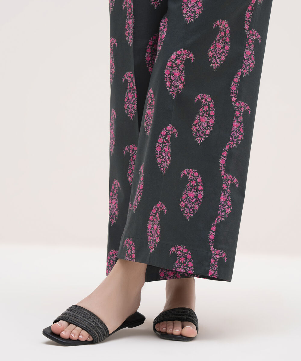 Women's RTW Cambric Black Printed Culottes