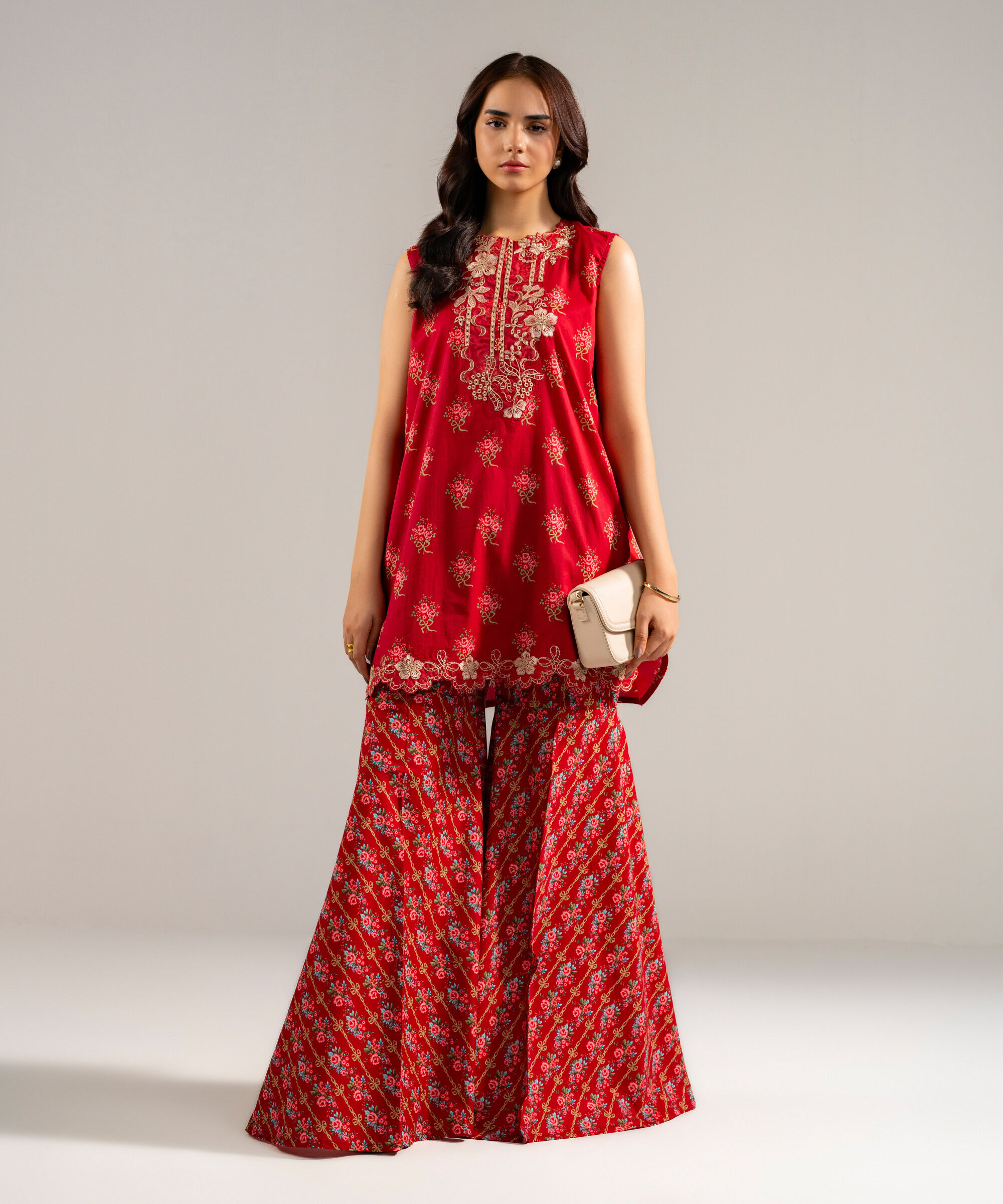 Retail Price: 5590/-PKR