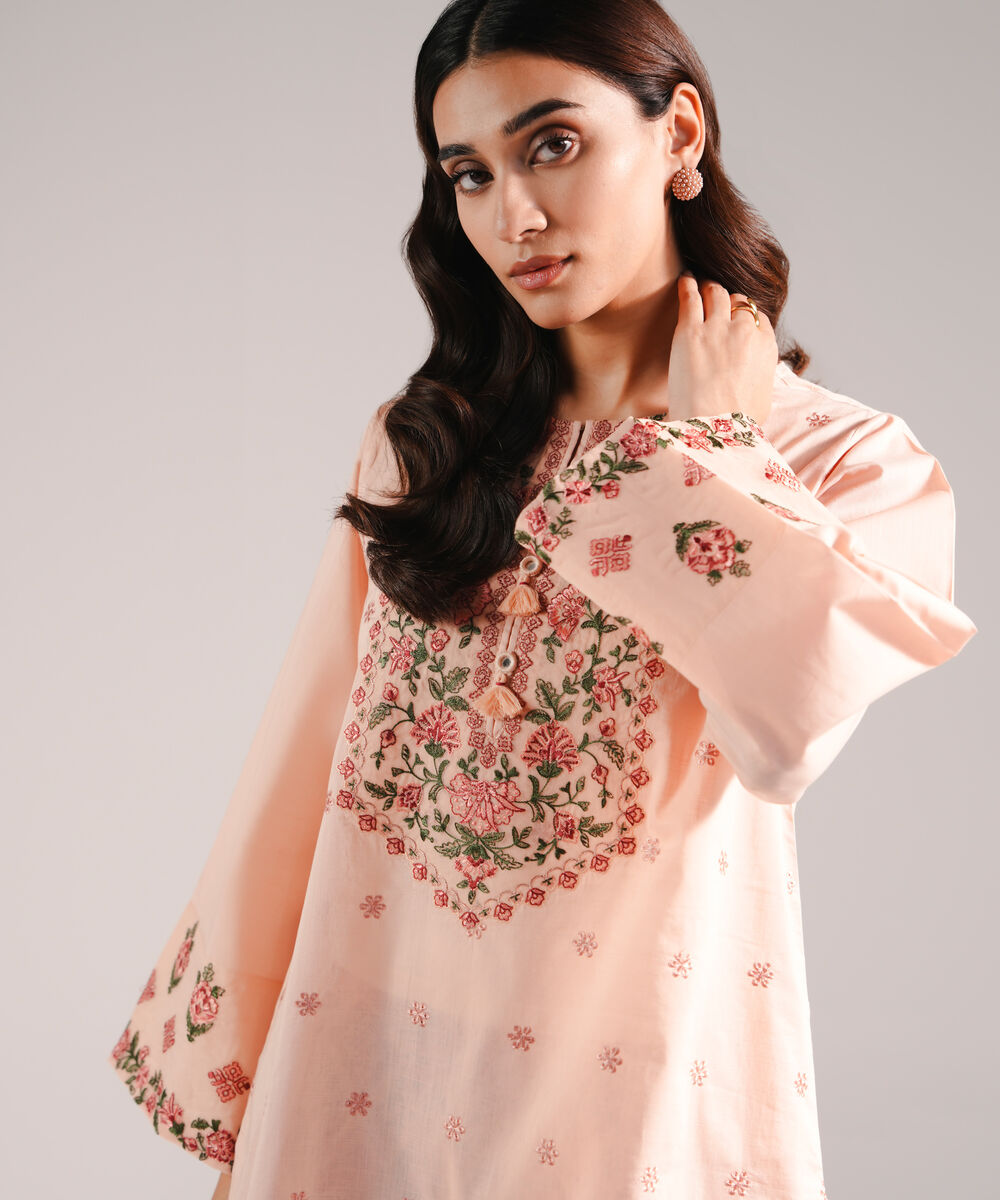 Women's RTW Crosshatch Embroidered Pink 2 Piece Suit