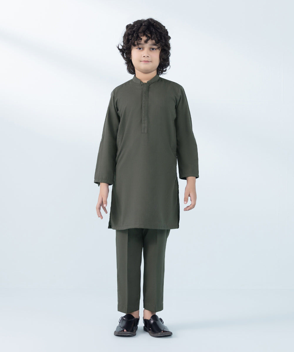 Dobby Suit