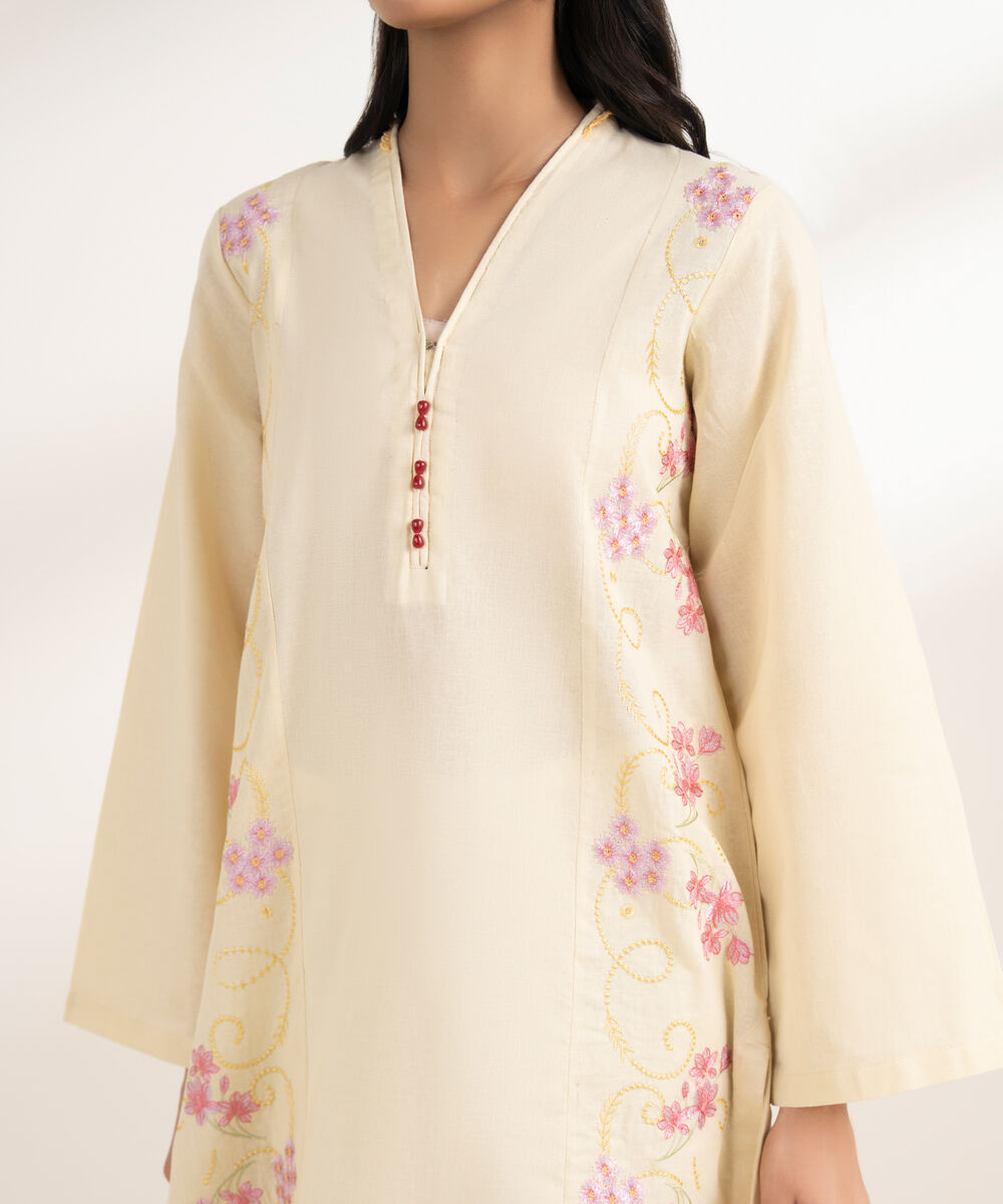 Women's RTW Khaddar Embroidered Pale Yellow 2 Piece Suit