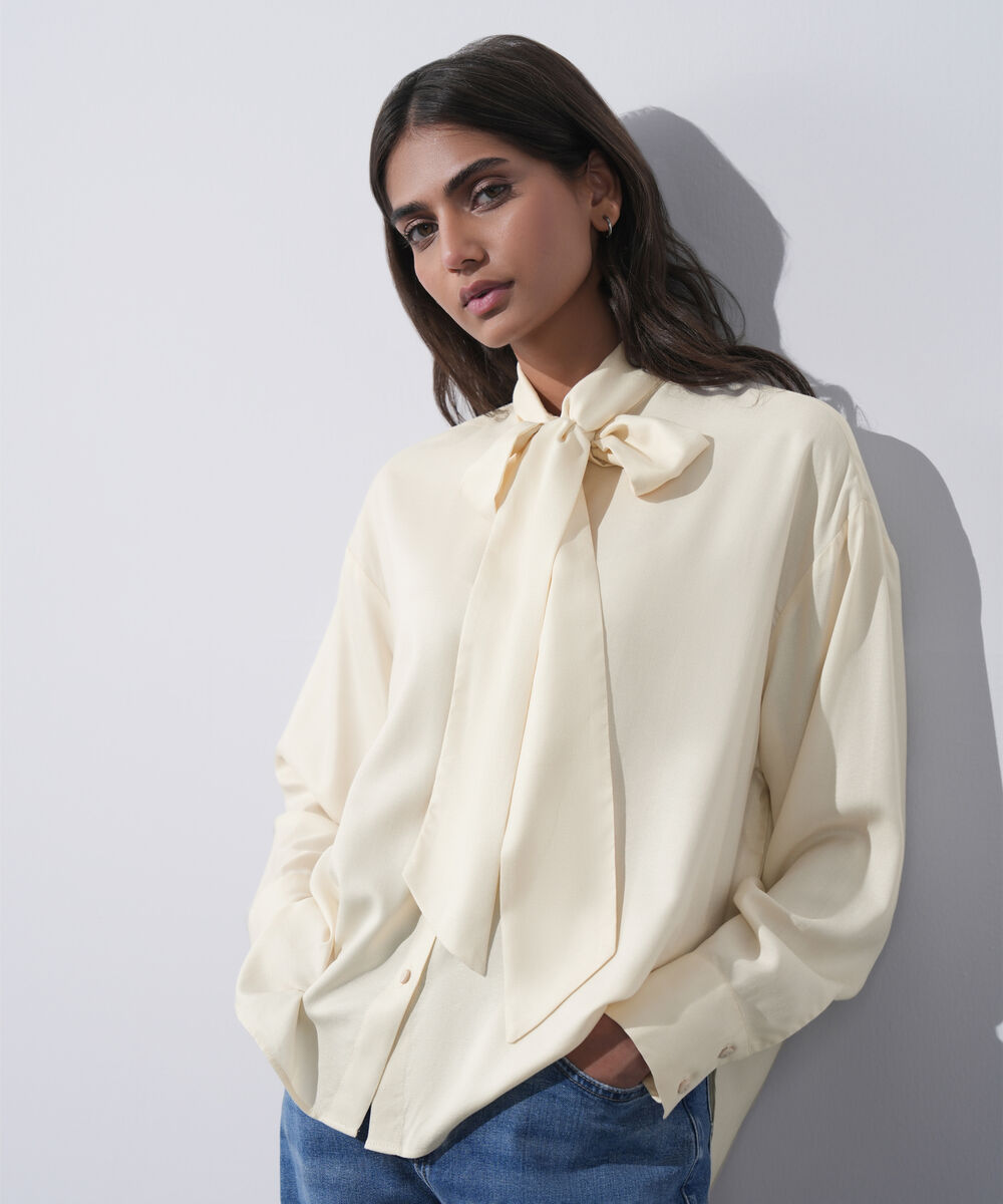 Women's Western Wear Beige Shirt With Knot Detail