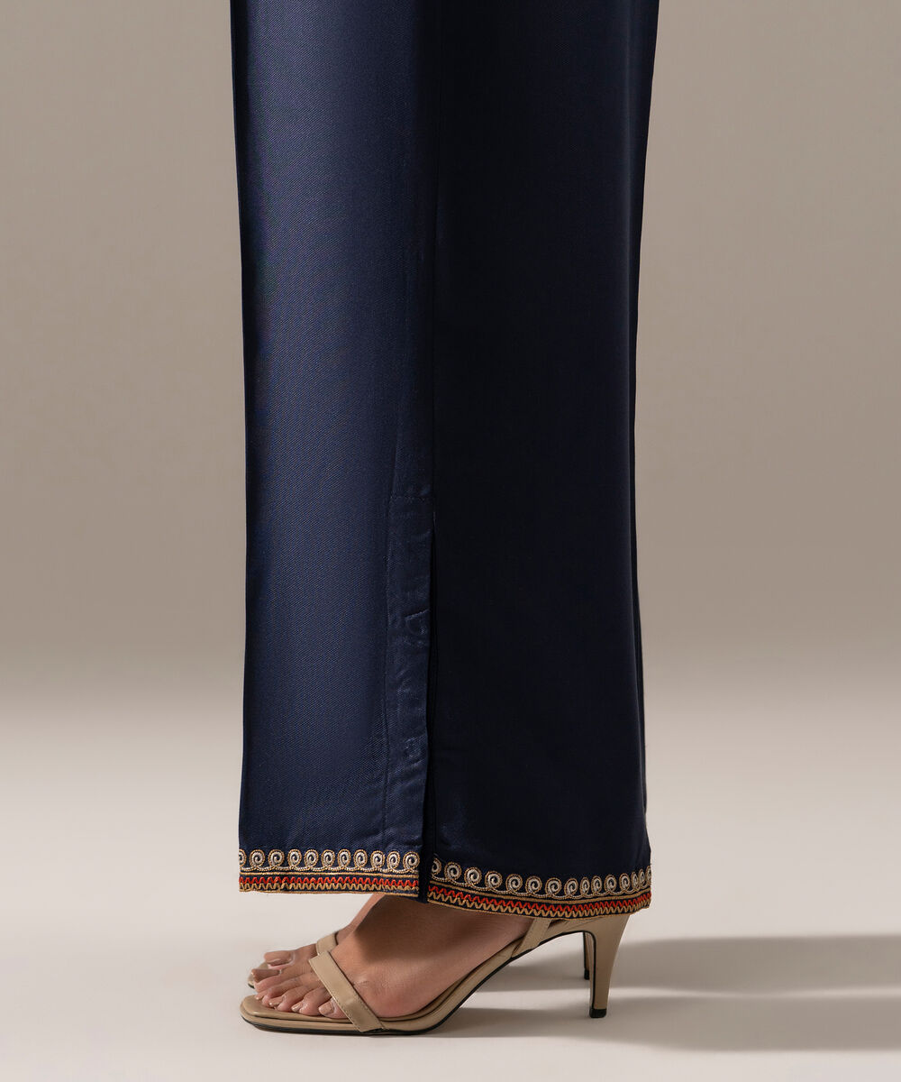 Women's RTW Bedford Solid Dark Blue Culottes