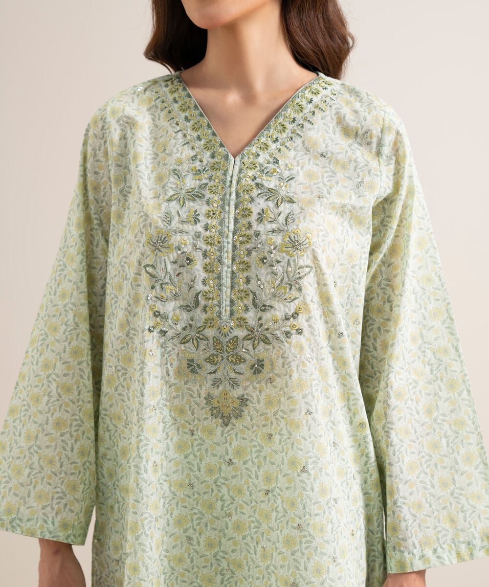 Women's Unstitched Lawn Embroidered Off White and Light Pink 3 Piece Suit
