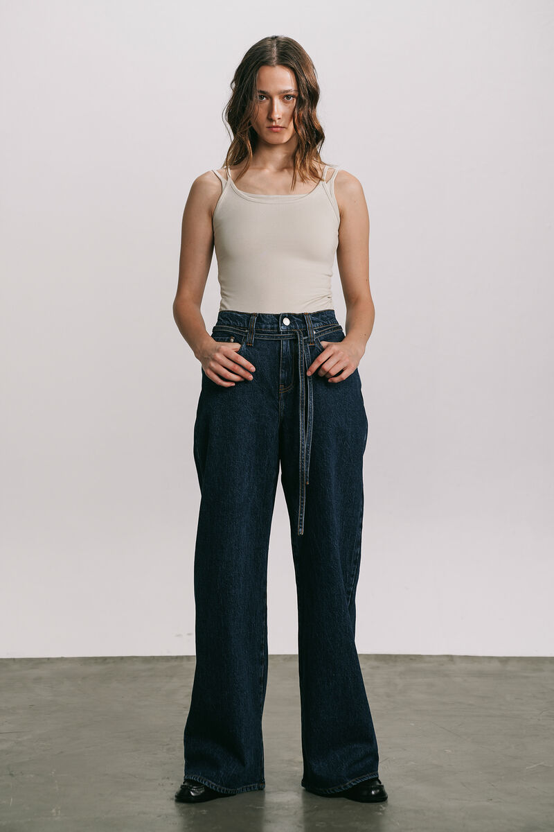 Super Wide Leg Jeans