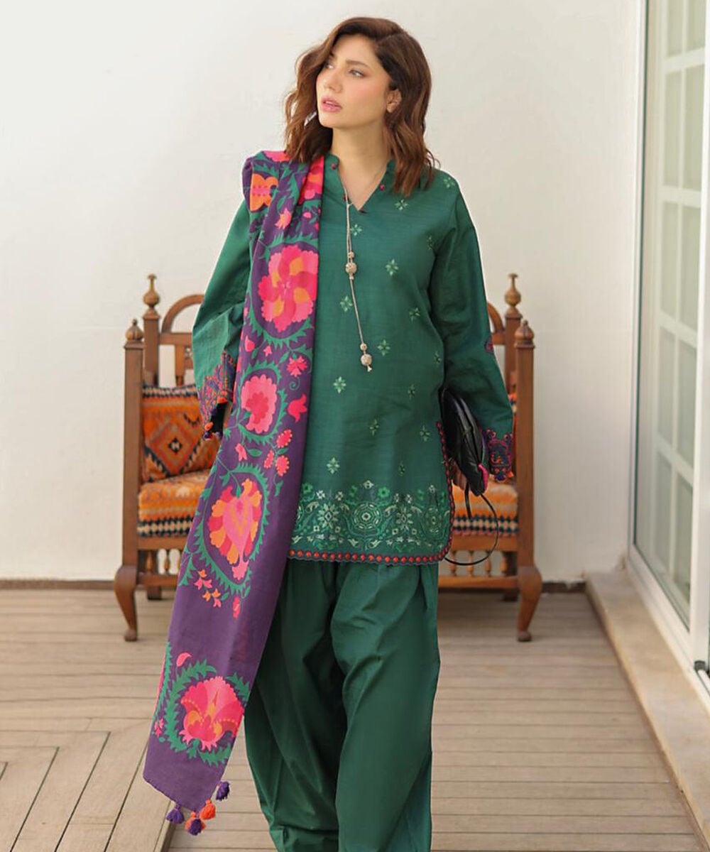 3 Piece - Embroidered Khaddar Suit