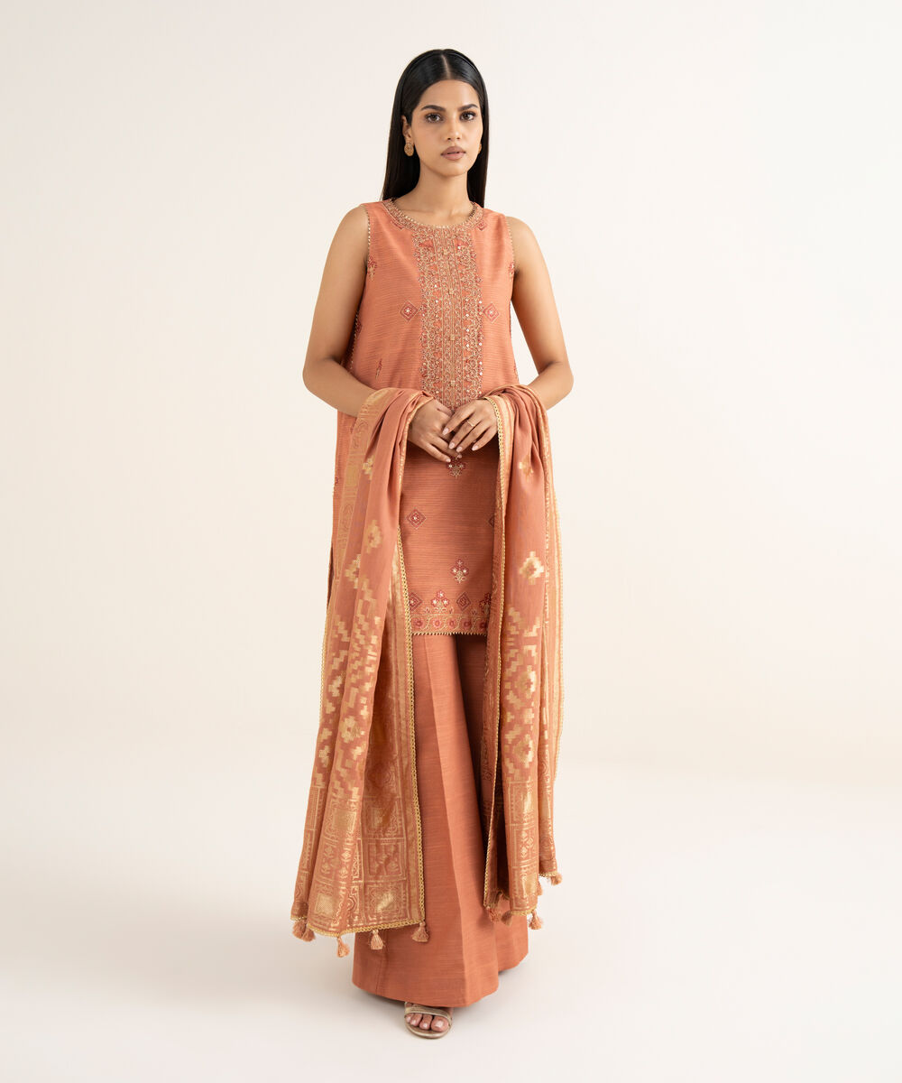 Women's Unstitched Embroidered Zari Khaddar coral 3 Piece Suit