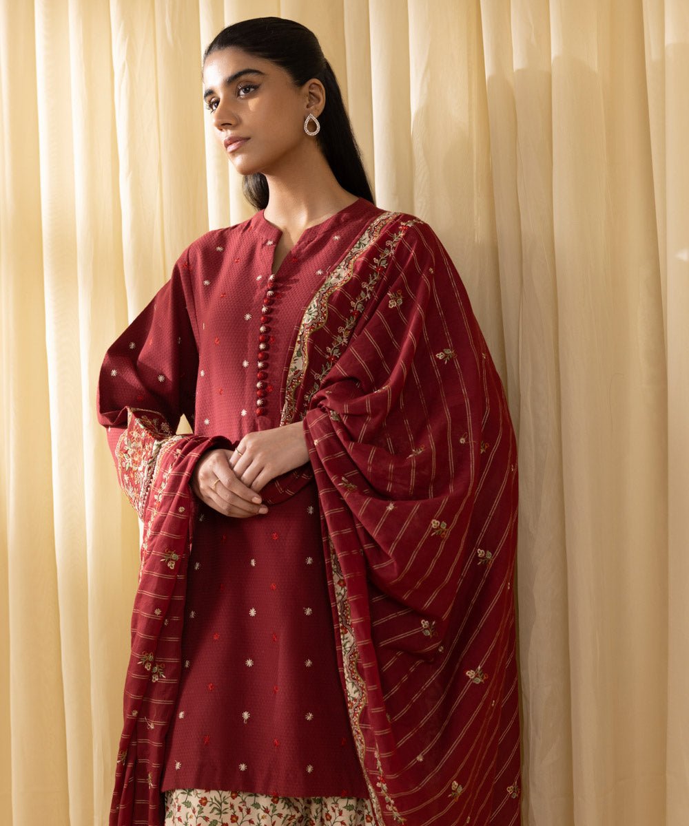 Women's Ready To Wear on SAPPHIRE MID SEASON SALE UPTO 50% OFF