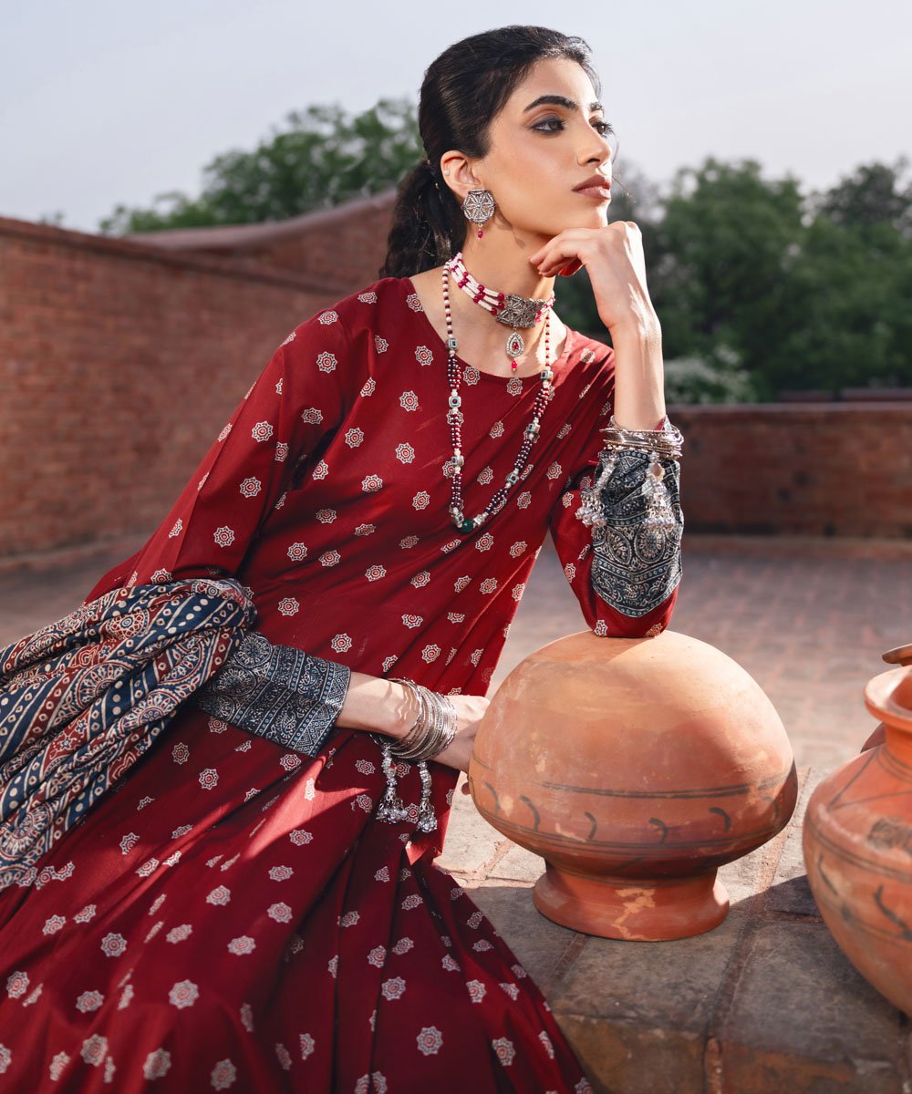 Women's Ready To Wear Red Pishwas